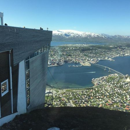 H Sweet H Apartment Tromsø Esterno foto